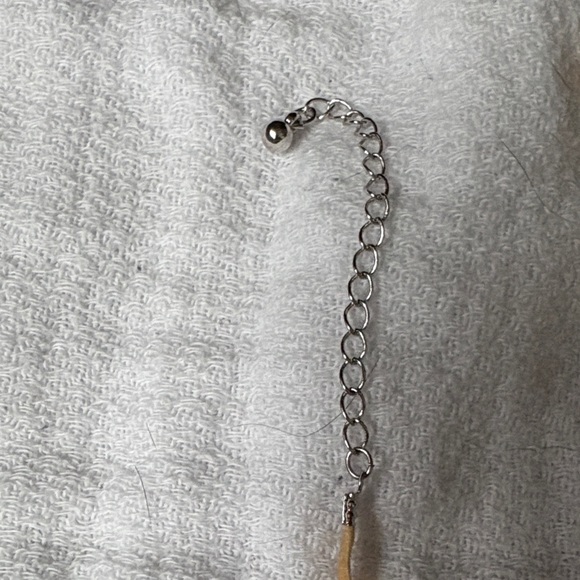 Necklace with Elegant Gold Pendant and ribbon - Picture 3 of 5